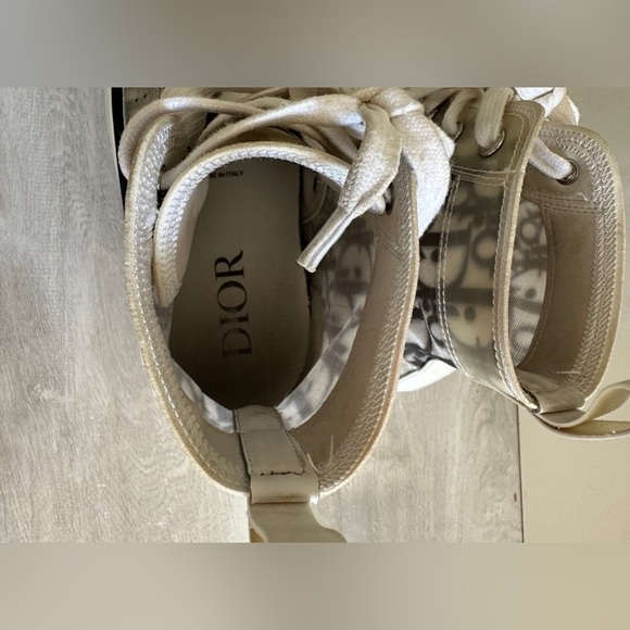 Dior-B23 High-Top Sneaker White And Black Dior Oblique Canvas Sz 40 us 7 - Picture 4 of 13